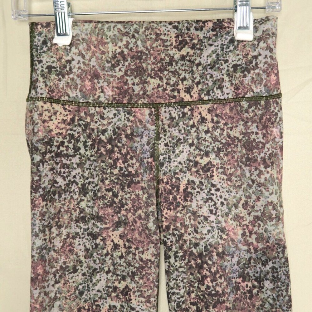 Fabletics Powerhold Watercolor Printed Leggings 7/8 Length Women's Size Small - Picture 2 of 7